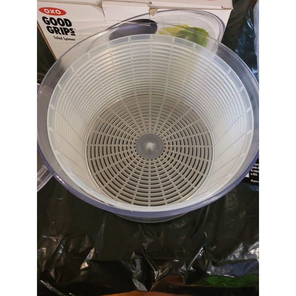 OXO Good Grips Salad Spinner Large Plastic Clear/Black/White Easy Clean - Picture 5 of 7
